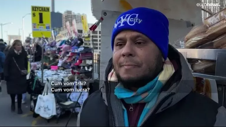 Comerciantii ambulanti nu mai au voie sa vanda mancare si suveniruri pe podurile din New York