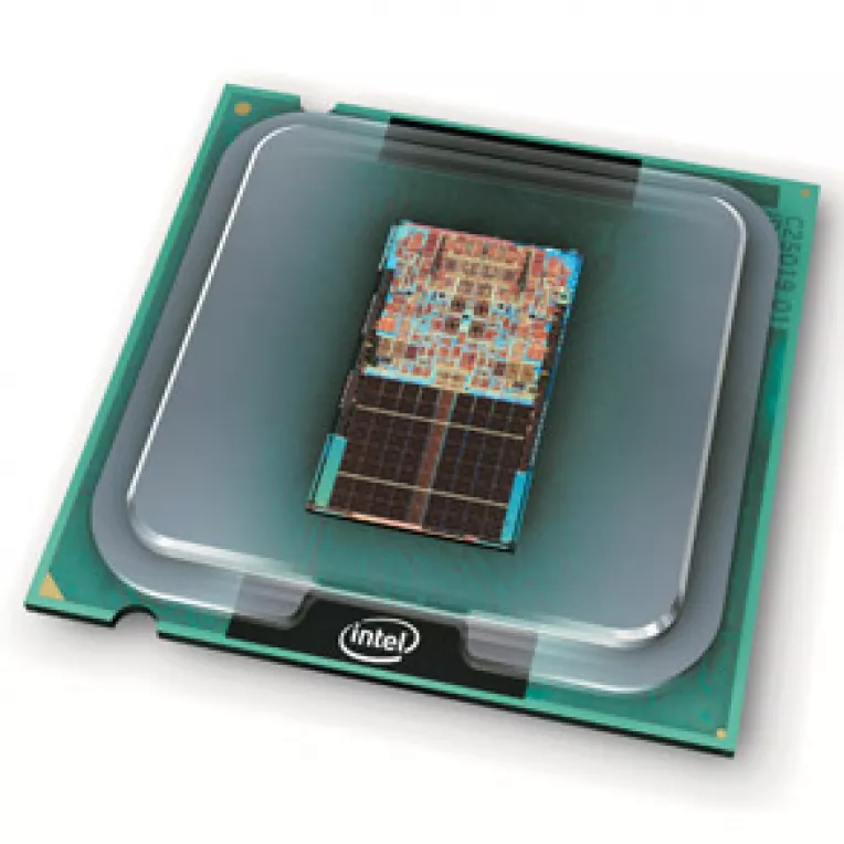 Doua noi procesoare de la Intel