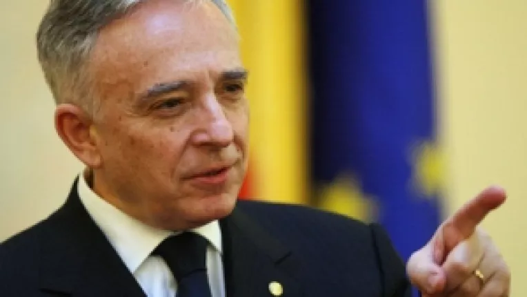 Gandul: Mugur Isarescu, umilit la ghiseu