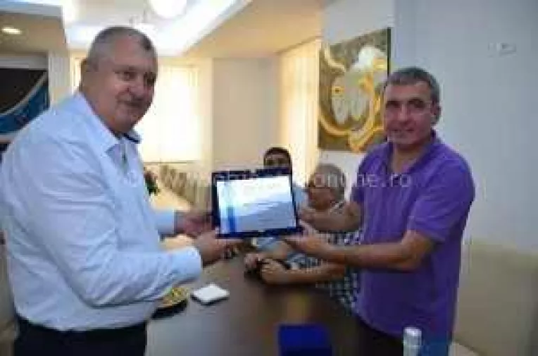 Gica Hagi, cel cel mai iubit fotbalist roman, a primit diploma de excelenta si Cheia Orasului Calarasi