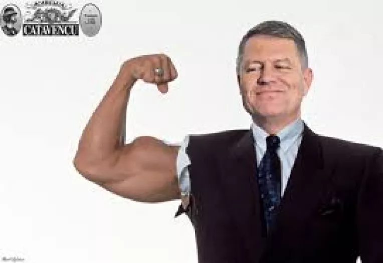 Iohannis a devenit purtatorul de stindard in batalia toxica pentru demolarea majoritatii parlamentare si guvernamentale