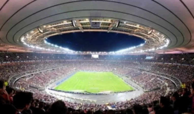 Meciul de deschidere al Campionatului European: Franta - Romania