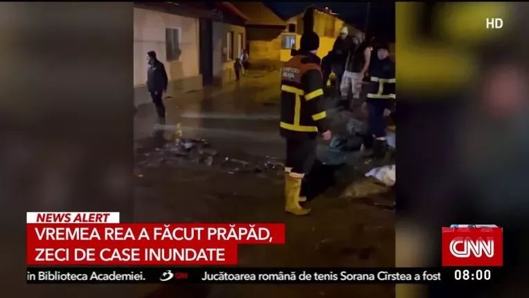 Vremea a facut prapad in Caras Severin, zeci de case sunt inundate