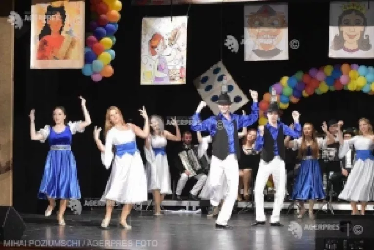 Ziua limbii si teatrului idis este sarbatorita, incepand cu anul 2018, la 30 mai